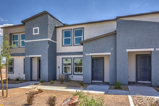 view of front of home with stucco siding