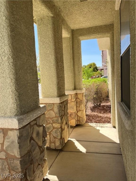 2461 Brooklyn Bridge St, Las Vegas, NV 89135 - view of patio