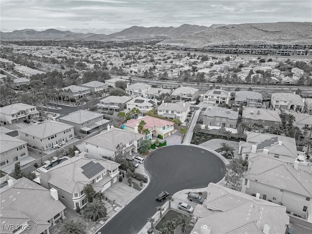 bird's eye view featuring a residential view and a mountain view