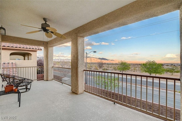 balcony with ceiling fan