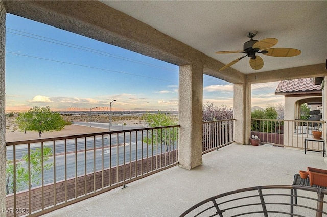 balcony with ceiling fan