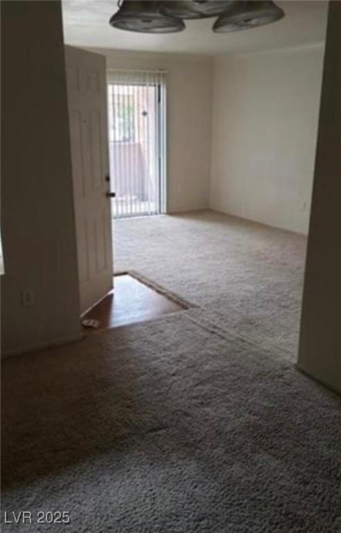 view of carpeted spare room