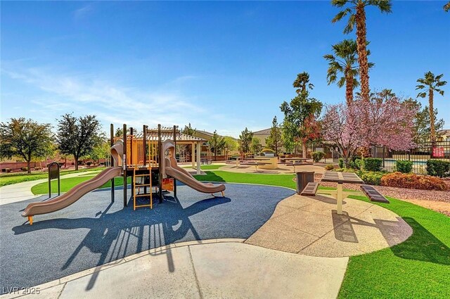 4020 Smokey Fog Ave Unit 201, North Las Vegas, NV 89081 - community jungle gym with fence