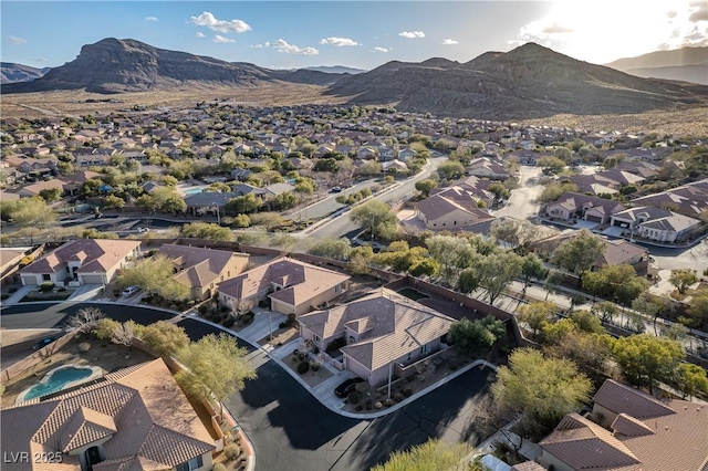 aerial view featuring a residential view and a mountain view