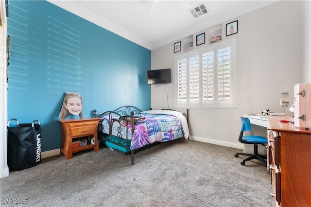 bedroom with baseboards, visible vents, carpet flooring, and ornamental molding