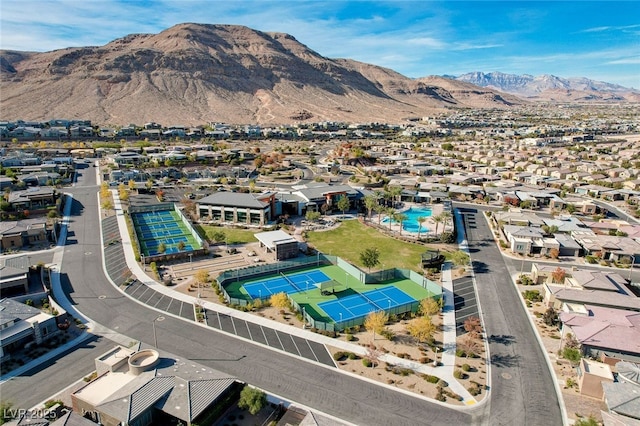 bird's eye view featuring a residential view and a mountain view