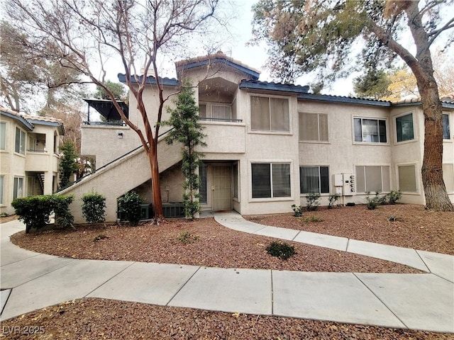 view of front of property with stucco siding