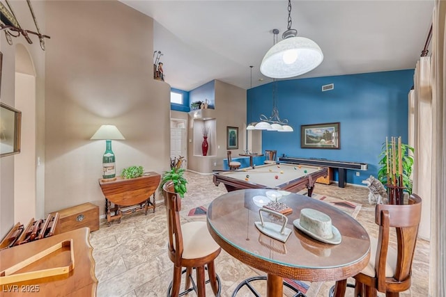 dining area with visible vents and baseboards