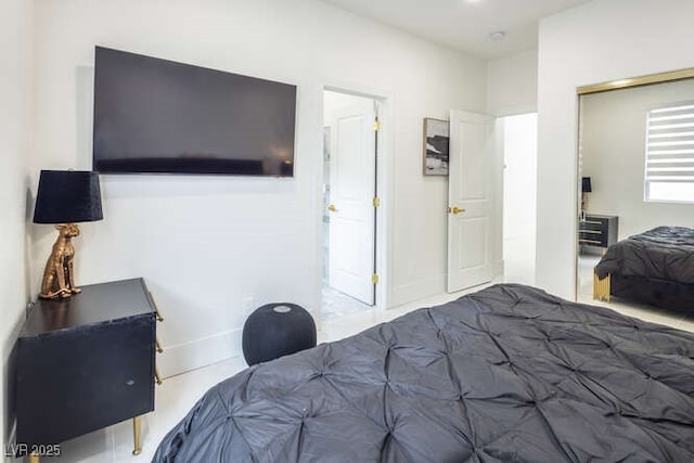 bedroom with a closet