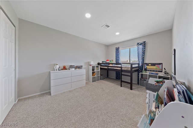 office space with carpet floors, recessed lighting, visible vents, and baseboards