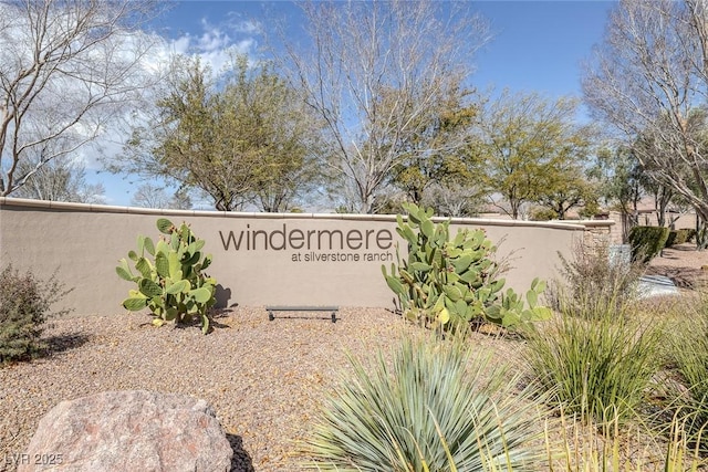 view of community / neighborhood sign