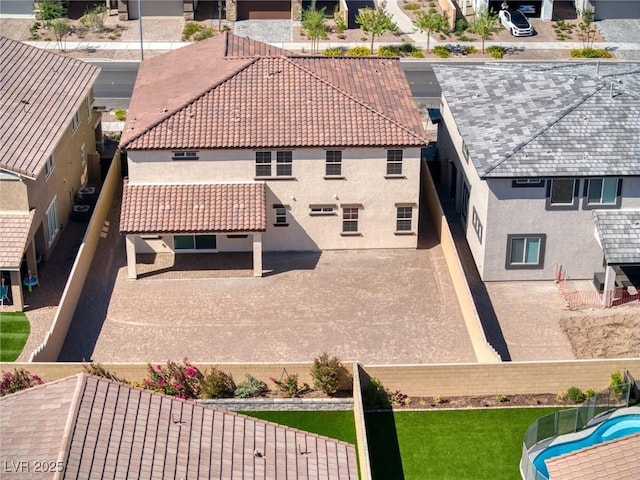 bird's eye view with a residential view
