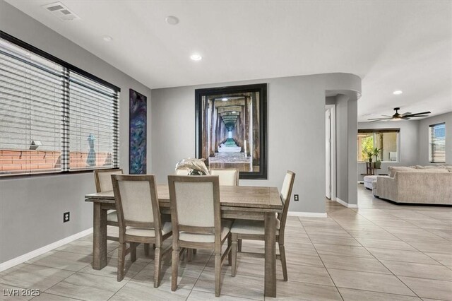 dining space featuring a ceiling fan, recessed lighting, visible vents, and baseboards