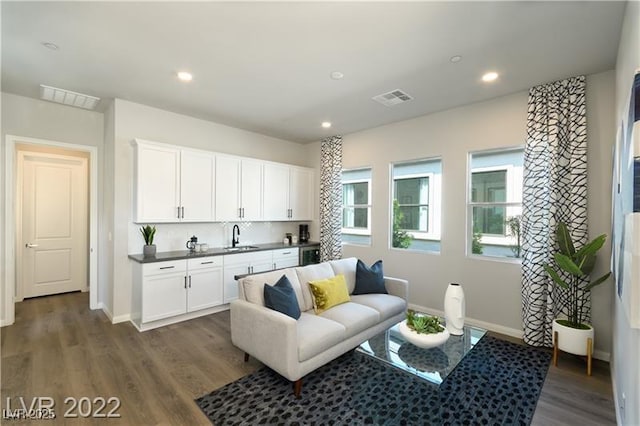 6324 Zephyr Ct, Las Vegas, NV 89149 - interior space with dark wood finished floors, visible vents, recessed lighting, and baseboards