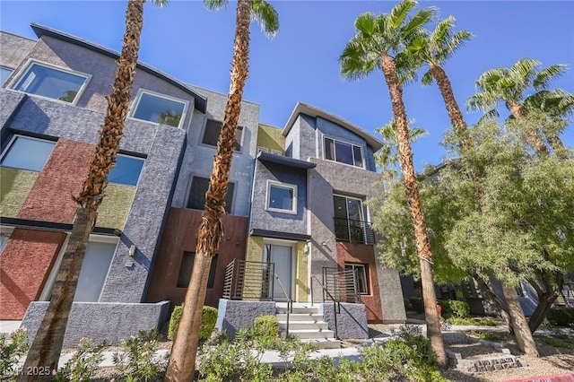 view of front of house with stucco siding