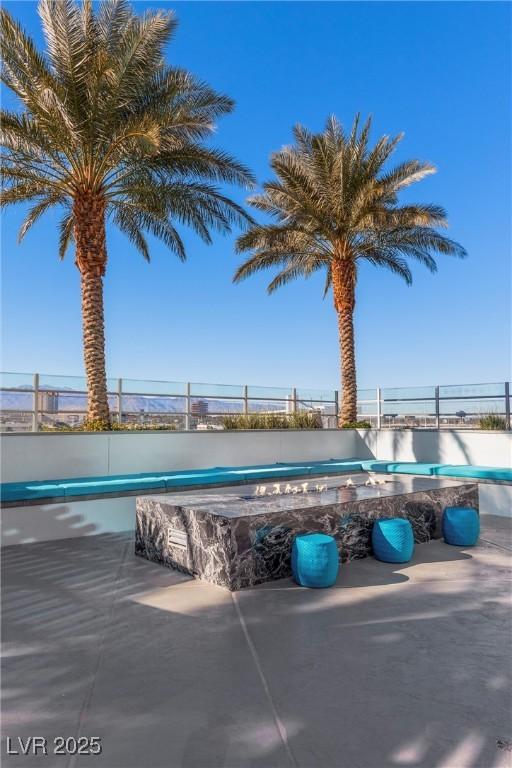 view of swimming pool with a patio and a swimming pool