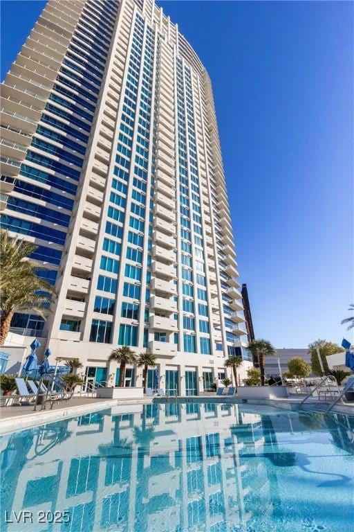 2700 Las Vegas Blvd Unit 1202, Las Vegas, NV 89109 - view of swimming pool