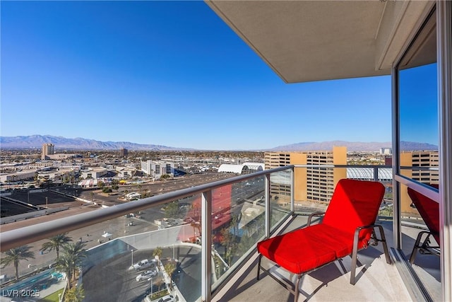 2700 Las Vegas Blvd Unit 1202, Las Vegas, NV 89109 - balcony with a mountain view