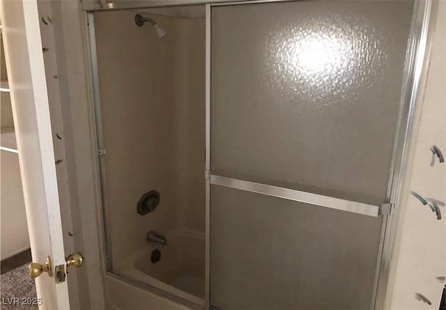 full bath with enclosed tub / shower combo