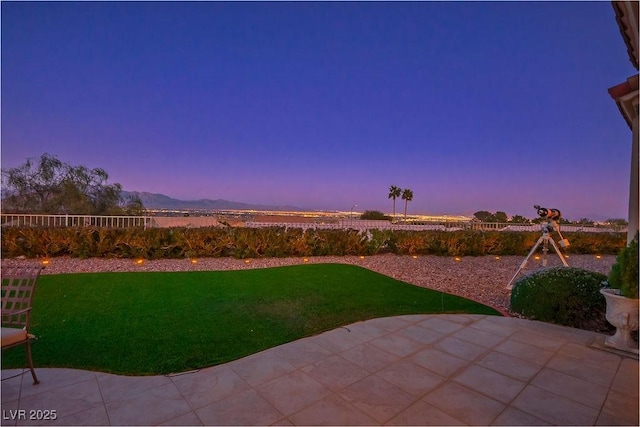 view of yard with a patio area