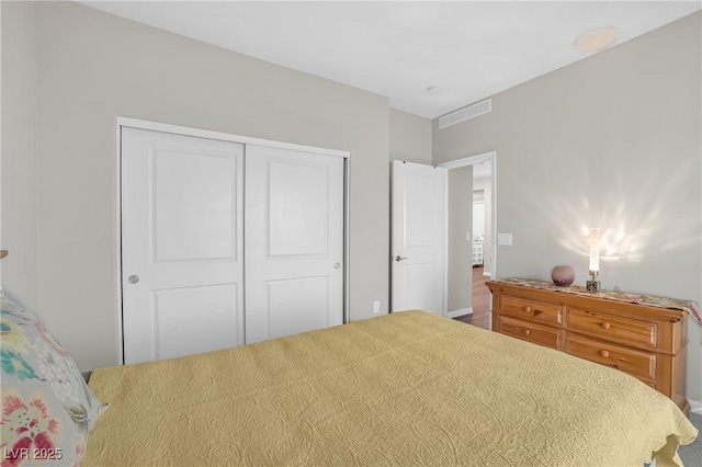 7177 W Camero Ave, Las Vegas, NV 89113 - bedroom with visible vents and a closet