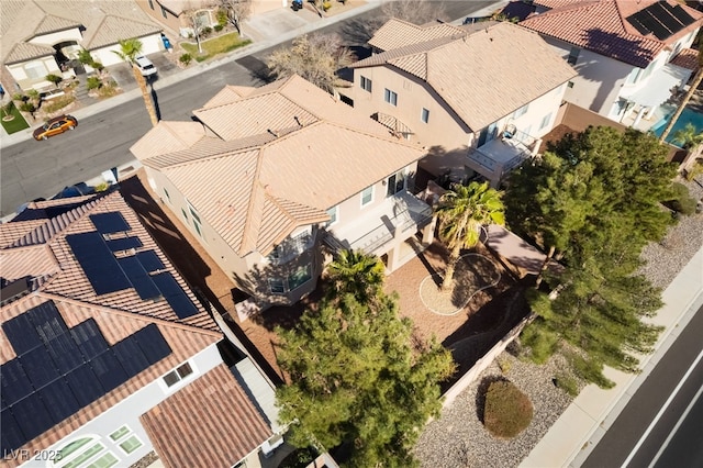 birds eye view of property featuring a residential view