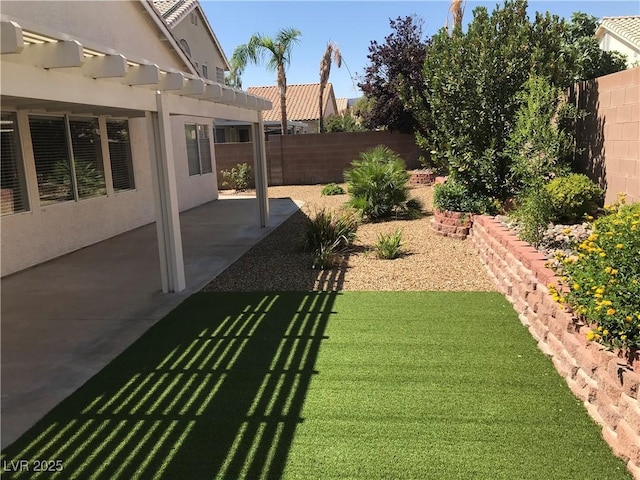 331 Mount Hope St, Henderson, NV 89014 - fenced backyard featuring a pergola and a patio