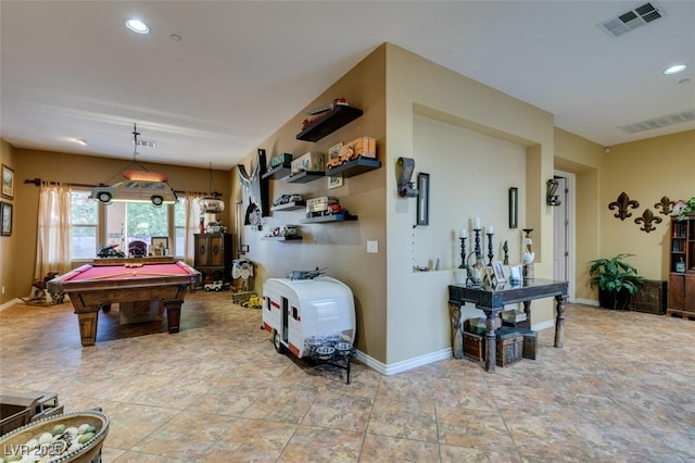 rec room featuring recessed lighting, visible vents, and baseboards