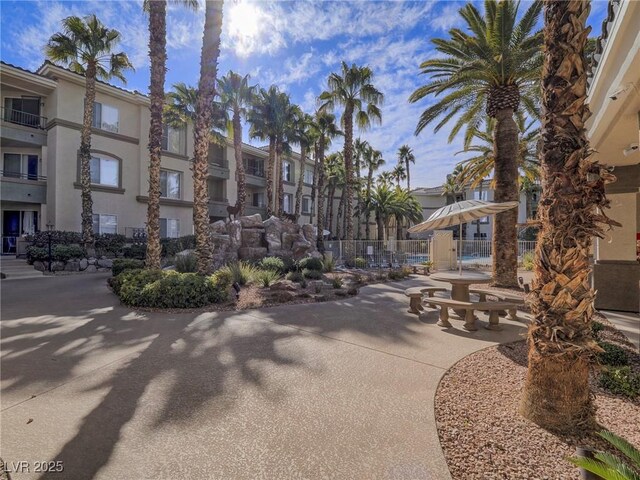 7111 S Durango Dr Unit 305, Las Vegas, NV 89113 - view of home's community
