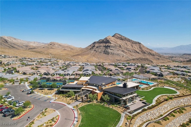 bird's eye view featuring a residential view and a mountain view