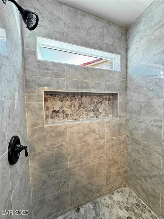 3080 S Prairie Ave, Pahrump, NV 89048 - bathroom featuring tiled shower