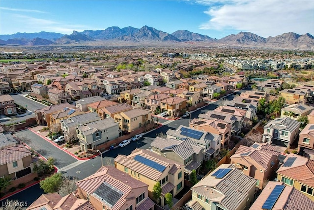 bird's eye view featuring a residential view and a mountain view