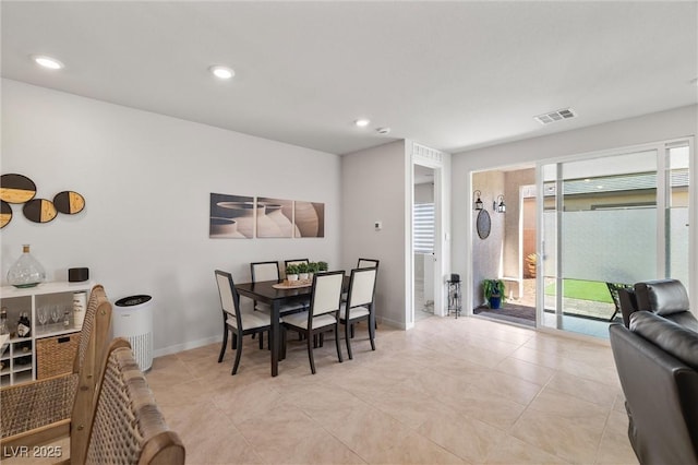 dining area featuring recessed lighting, visible vents, and baseboards