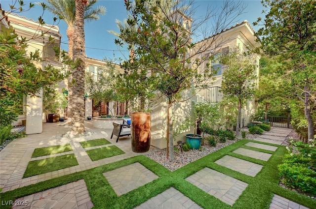 3863 Glasgow Green Dr, Las Vegas, NV 89141 - view of community featuring a patio area and fence