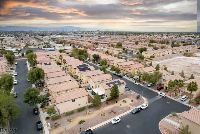 birds eye view of property featuring a residential view