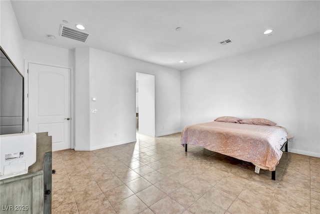 bedroom with baseboards, visible vents, and recessed lighting