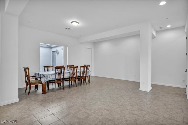 dining area with recessed lighting, visible vents, and baseboards