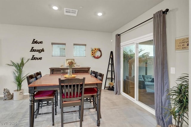 dining space with recessed lighting, visible vents, and baseboards