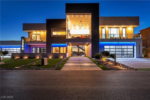 view of front of home featuring stucco siding