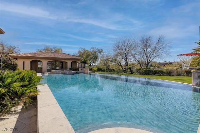 9801 Orient Express Ct, Las Vegas, NV 89145 - view of pool featuring a pool with connected hot tub