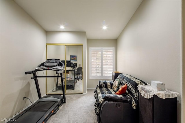 workout area with recessed lighting, carpet, and baseboards