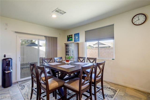 dining area featuring recessed lighting, visible vents, and baseboards