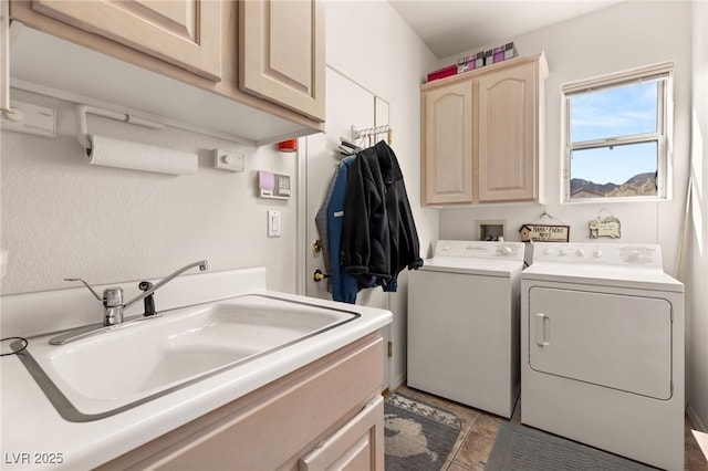 10548 Findlay Ave, Las Vegas, NV 89134 - washroom featuring independent washer and dryer and cabinet space