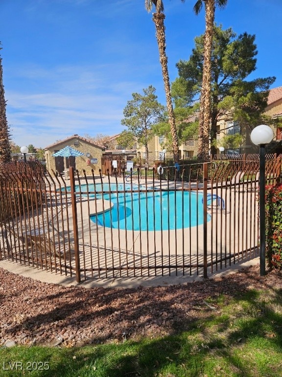 pool with fence