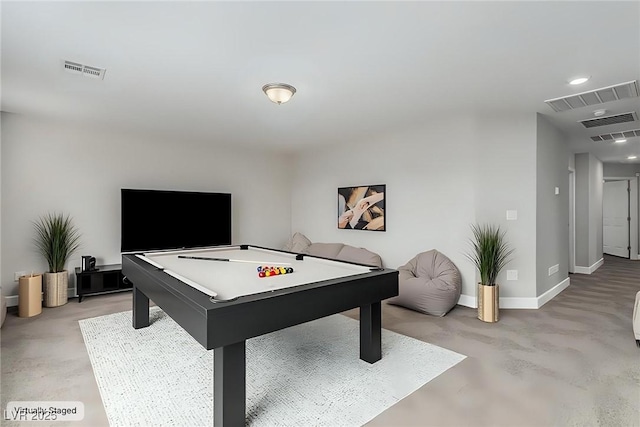 playroom with visible vents, recessed lighting, concrete flooring, and baseboards