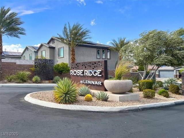 view of community / neighborhood sign