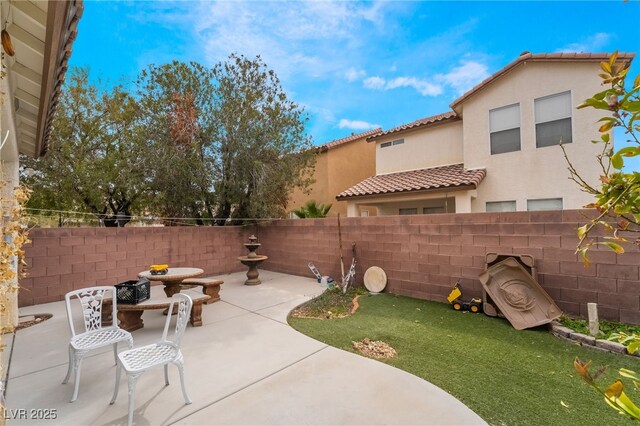 6177 W Cougar Ave, Las Vegas, NV 89139 - view of patio / terrace featuring a fenced backyard
