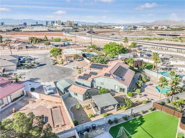 bird's eye view featuring a mountain view