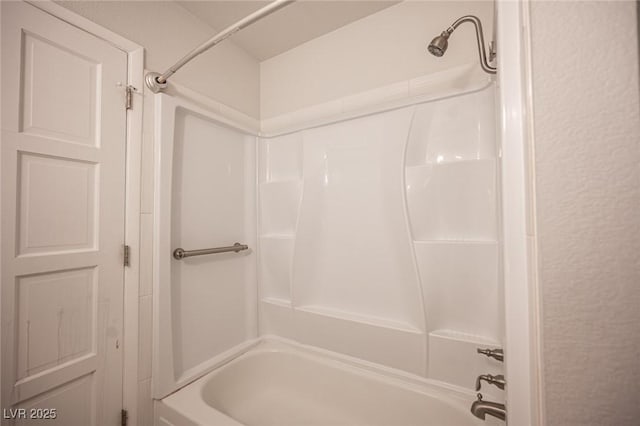3369 Milenko Dr, Las Vegas, NV 89121 - bathroom featuring shower / tub combination