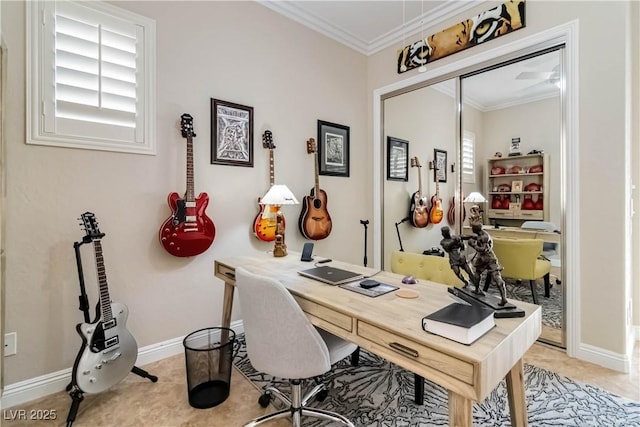 office area featuring baseboards and crown molding